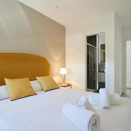 Bright & Modern 2 Bedroom 300m To The - Apartment Marbella